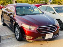 Ford Taurus